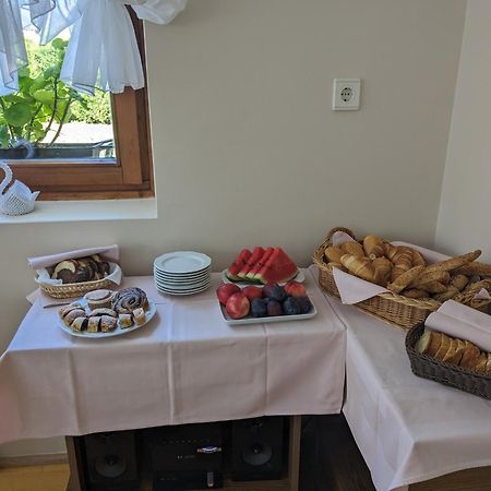 Bed and Breakfast Gruendner Vendeghaz Siófok Exteriér fotografie