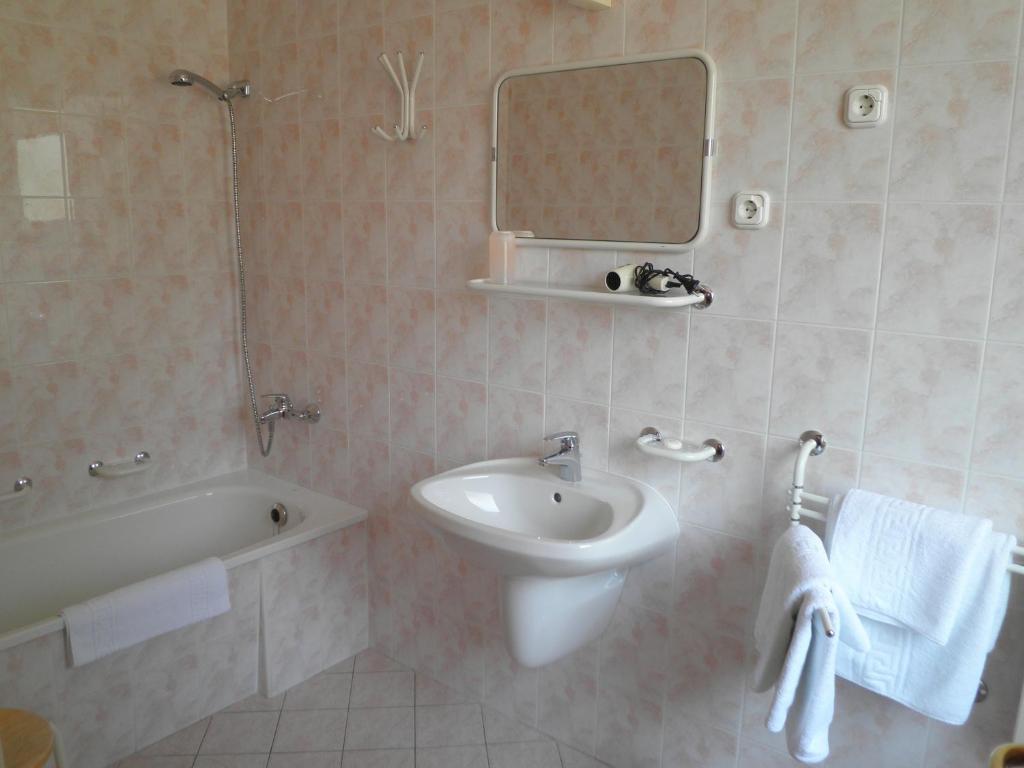 Bed and Breakfast Gruendner Vendeghaz Siófok Pokoj fotografie