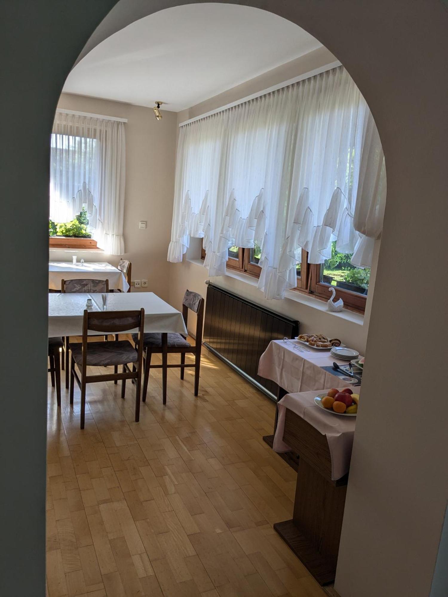 Bed and Breakfast Gruendner Vendeghaz Siófok Exteriér fotografie