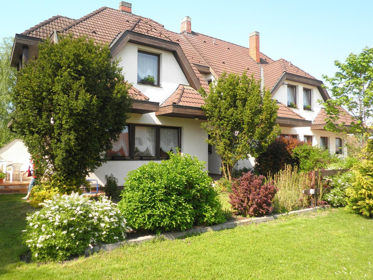 Bed and Breakfast Gruendner Vendeghaz Siófok Exteriér fotografie